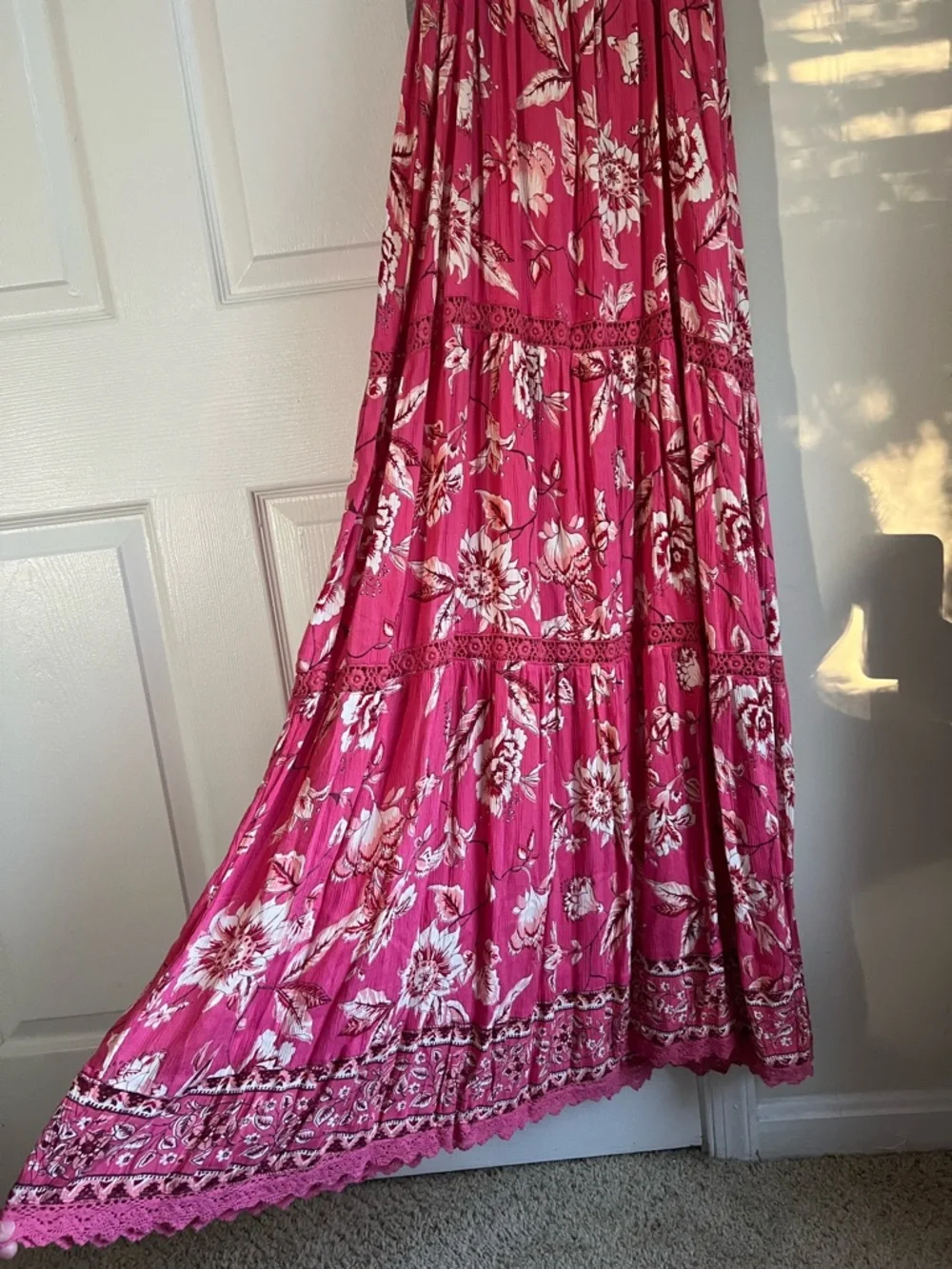 NWT Angie Pink & Red Floral Boho Beachy Sleeveless Crochet Maxi Dress Large - Picture 7 of 8